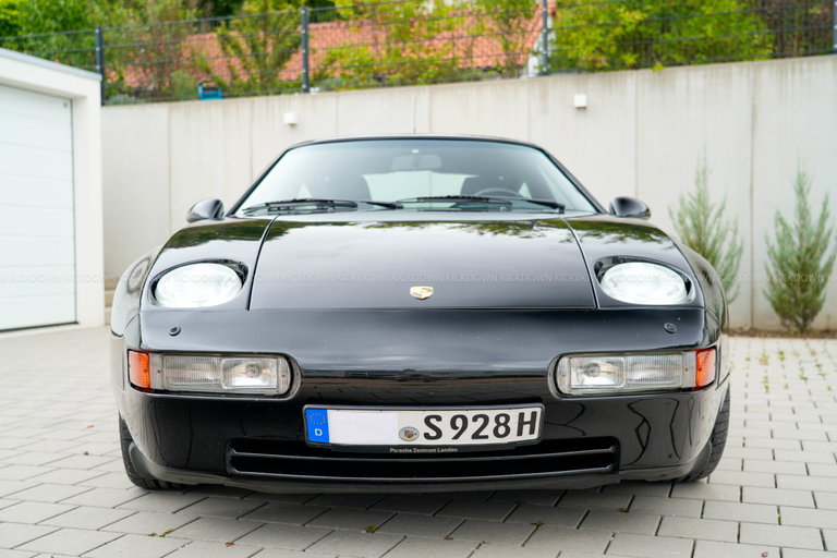 Porsche 928 GT