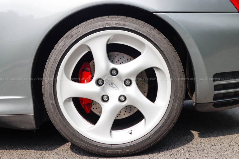 Porsche 996.2 Carrera 4S
