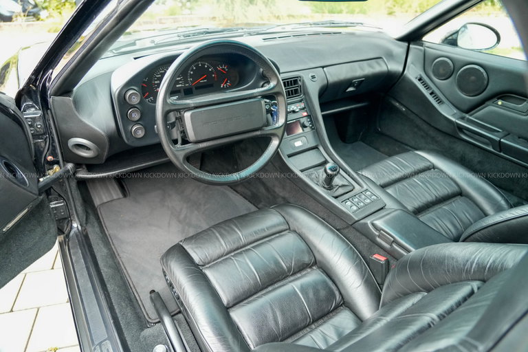 Porsche 928 GT