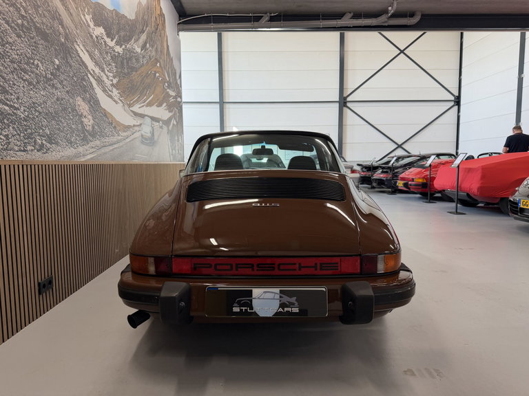 Porsche 911 Carrera 3.0