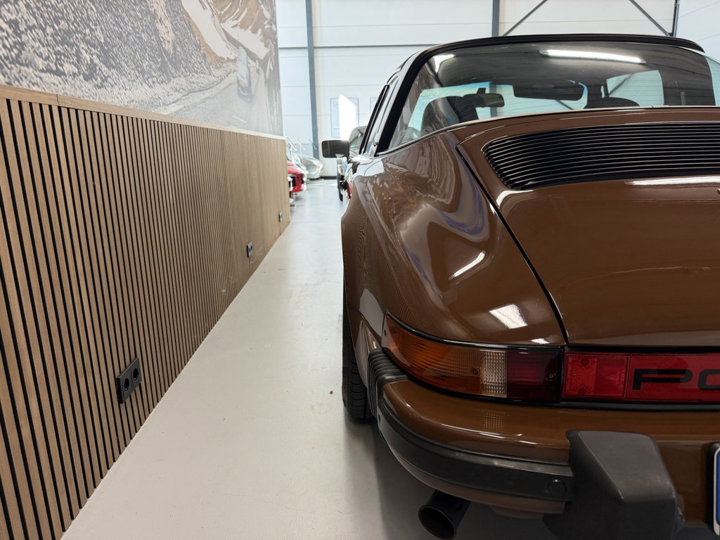 Porsche 911 Carrera 3.0