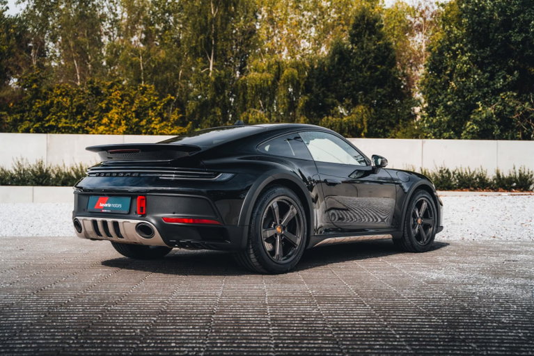 Porsche 911 Dakar