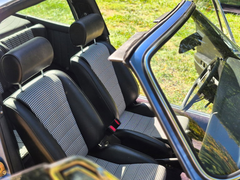 Porsche 911 T (US)