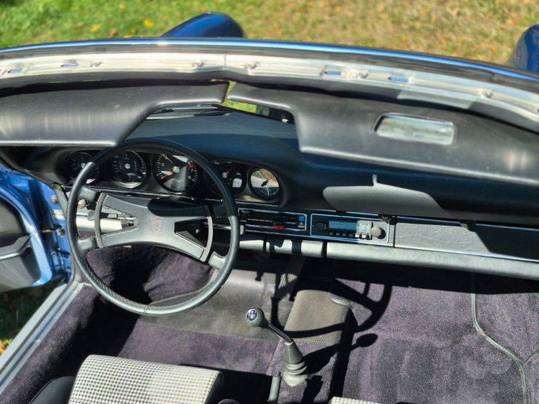 Porsche 911 T (US)