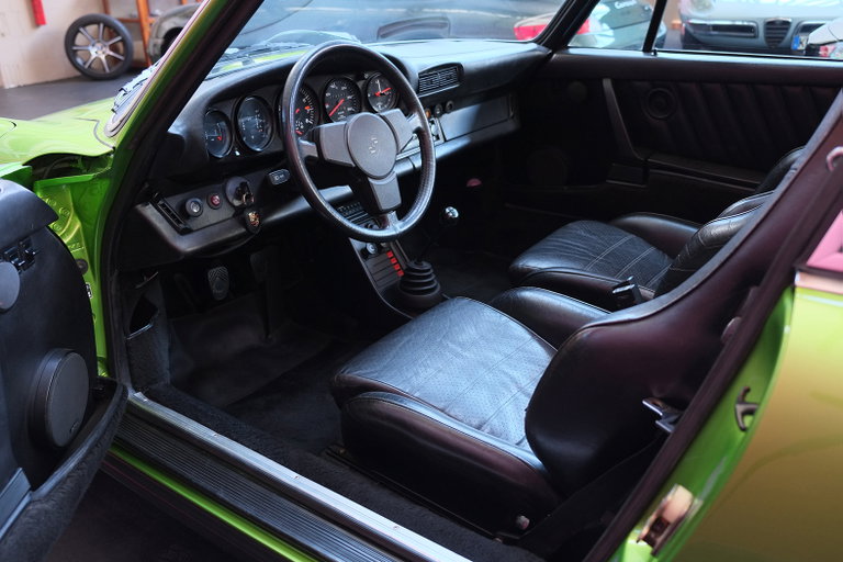 Porsche 911 Turbo 3.0 (US)