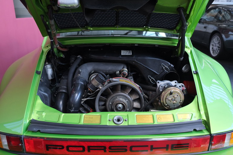 Porsche 911 Turbo 3.0 (US)