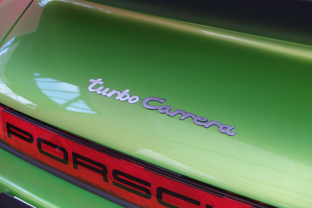 Porsche 911 Turbo 3.0 (US)