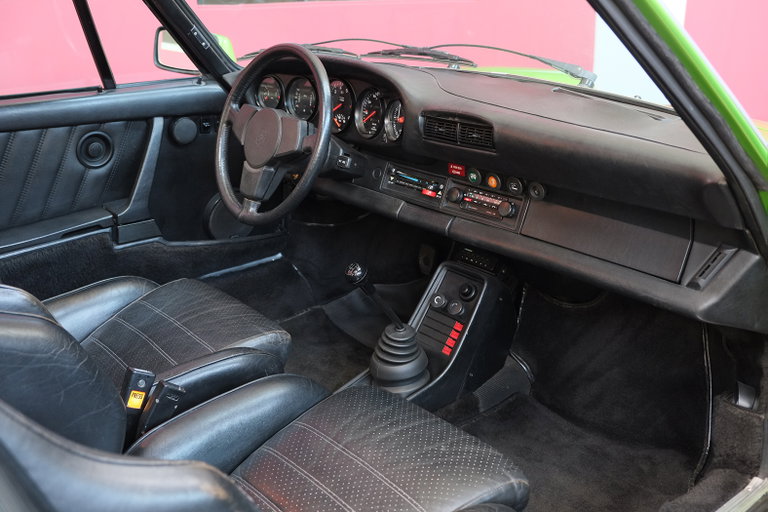 Porsche 911 Turbo 3.0 (US)