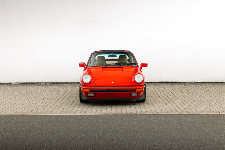 Porsche 911 Carrera 3.2