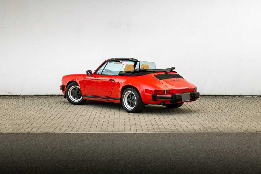 Porsche 911 Carrera 3.2