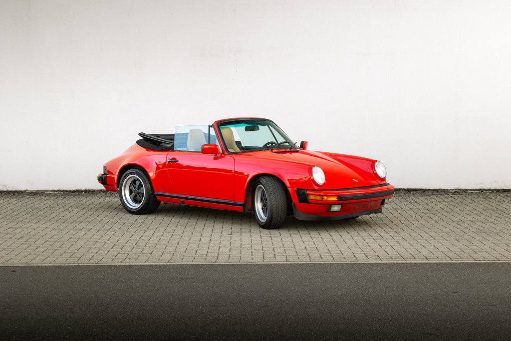 Porsche 911 Carrera 3.2
