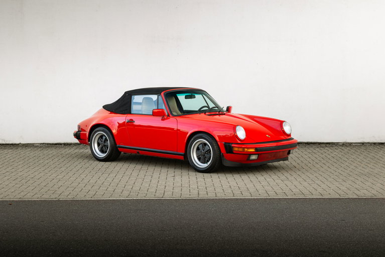 Porsche 911 Carrera 3.2