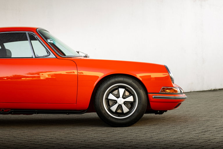 Porsche 911 Backdate