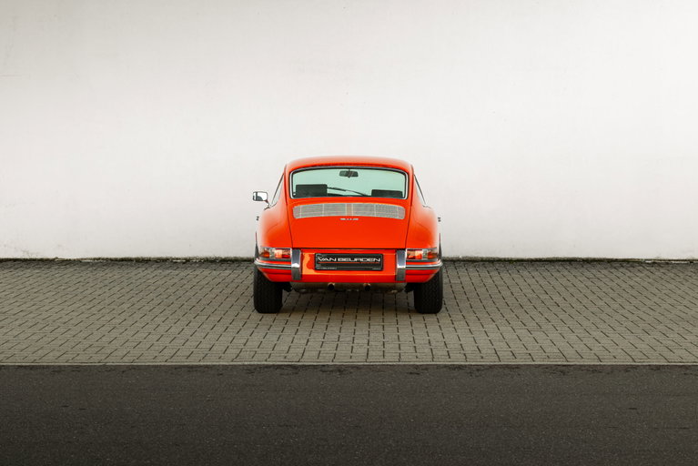 Porsche 911 Backdate