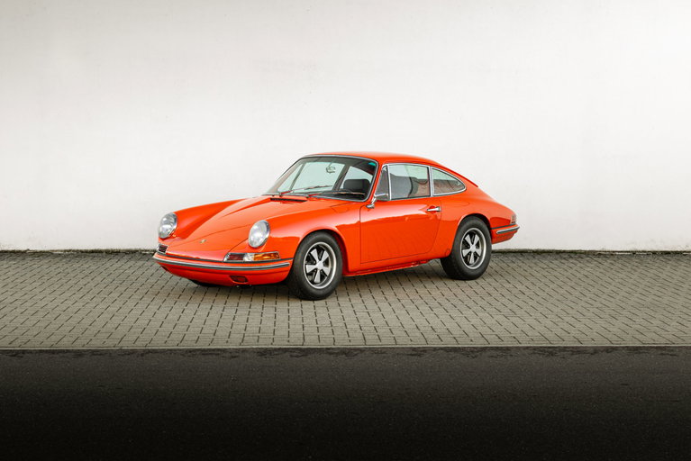 Porsche 911 Backdate