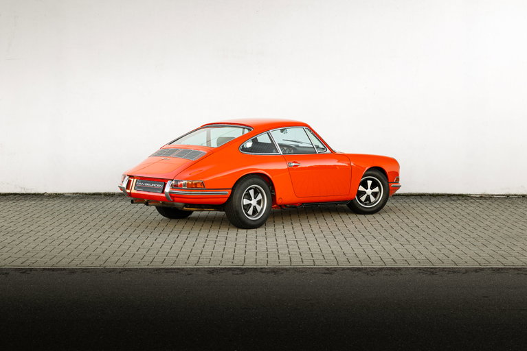 Porsche 911 Backdate