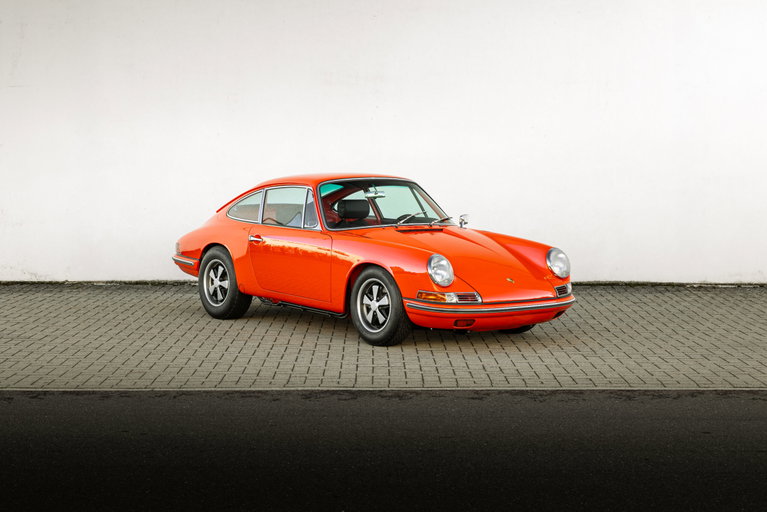 Porsche 911 Backdate