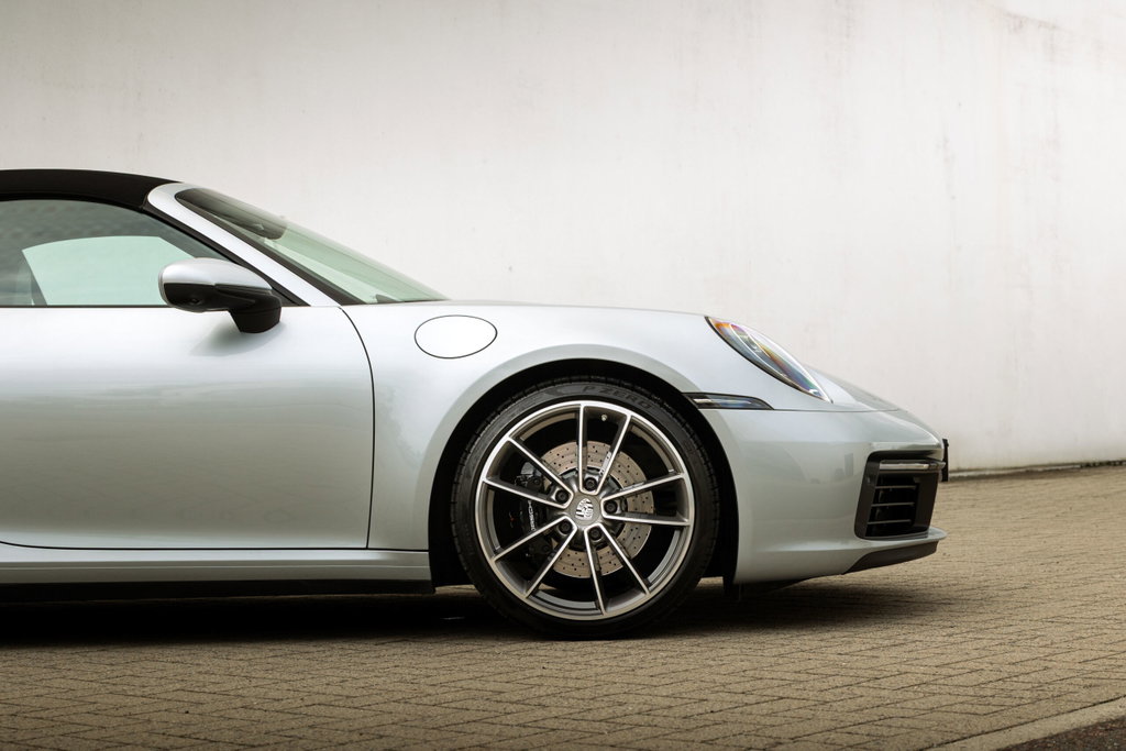 Porsche 992 Carrera 4S