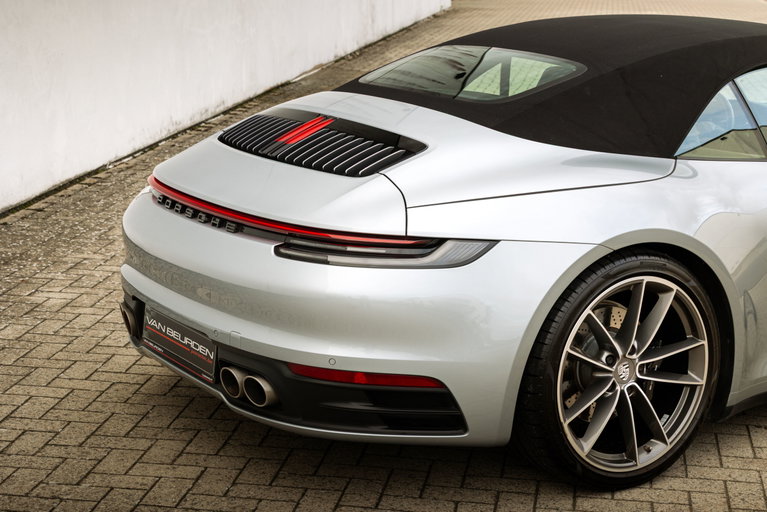 Porsche 992 Carrera 4S