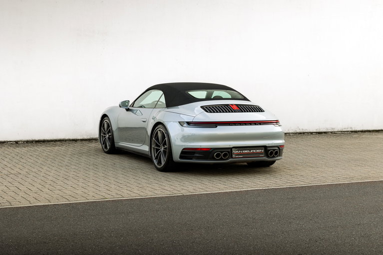 Porsche 992 Carrera 4S