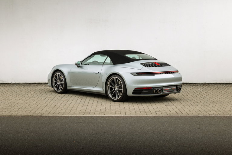 Porsche 992 Carrera 4S