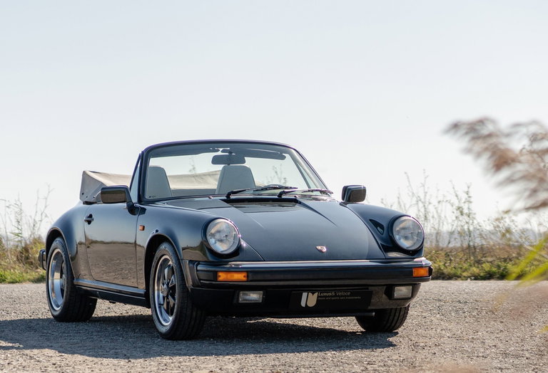 Porsche 911 Carrera 3.2 “25 Jahre 911”