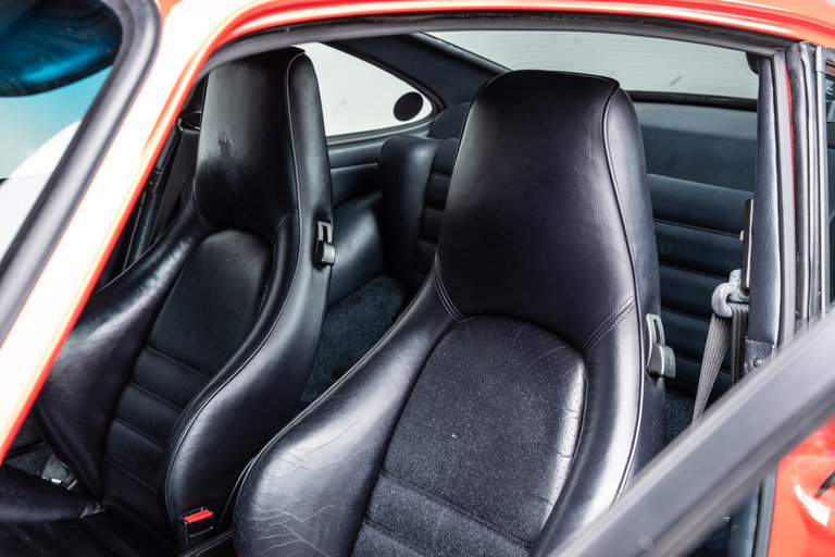 Porsche 964 Carrera 4