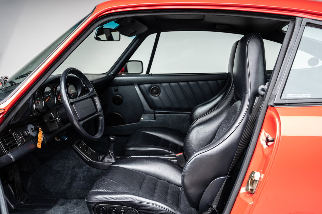 Porsche 964 Carrera 4