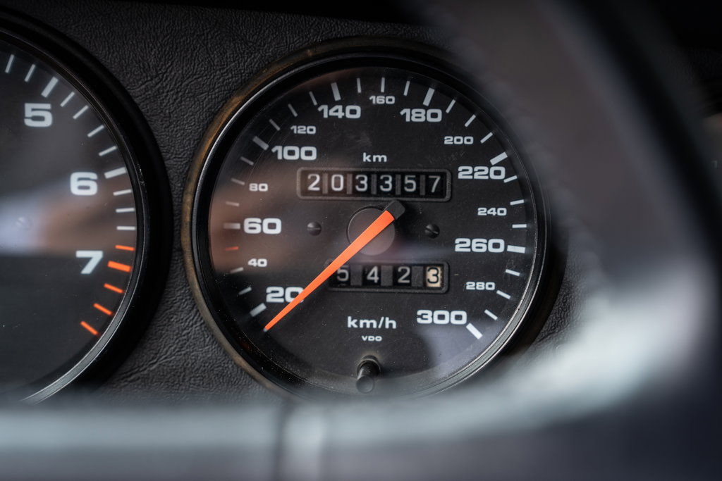 Porsche 964 Carrera 4