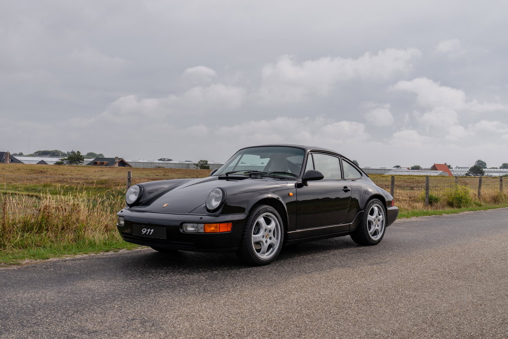 Porsche 964 Carrera 4