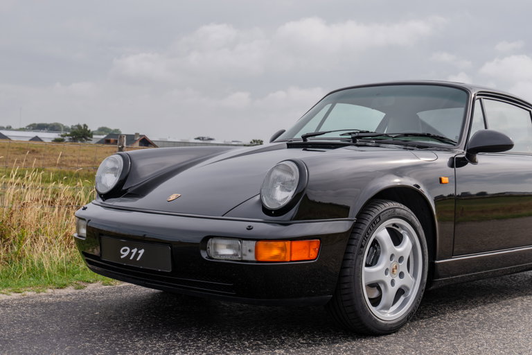 Porsche 964 Carrera 4