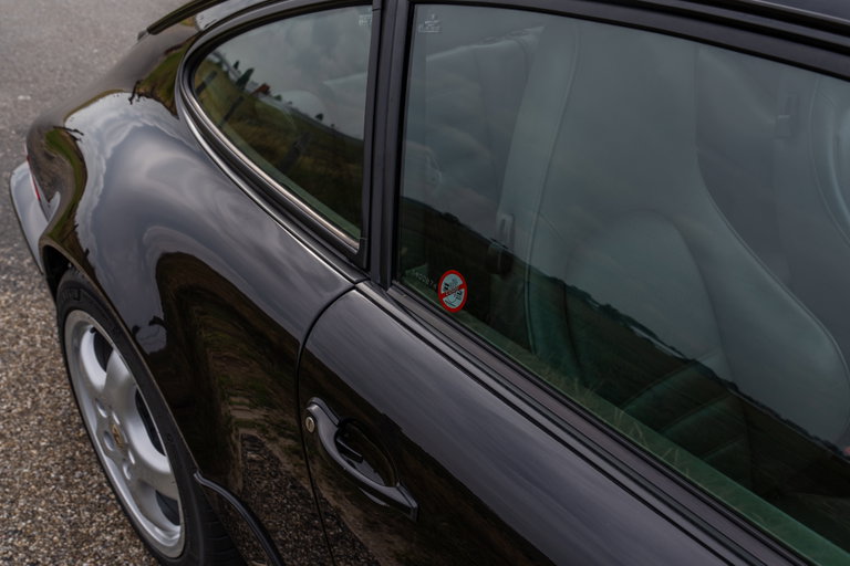 Porsche 964 Carrera 4