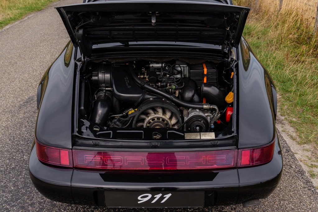 Porsche 964 Carrera 4