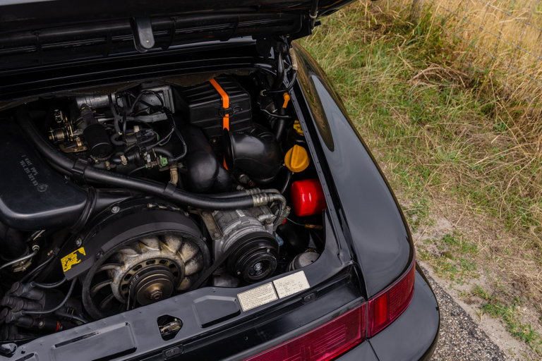 Porsche 964 Carrera 4