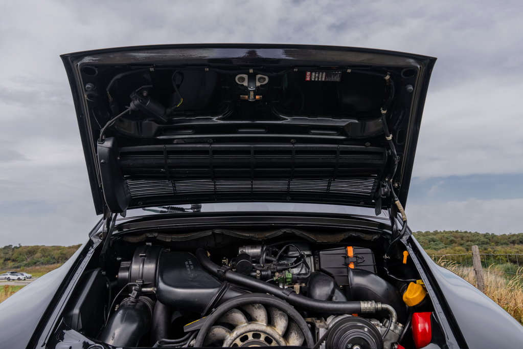 Porsche 964 Carrera 4