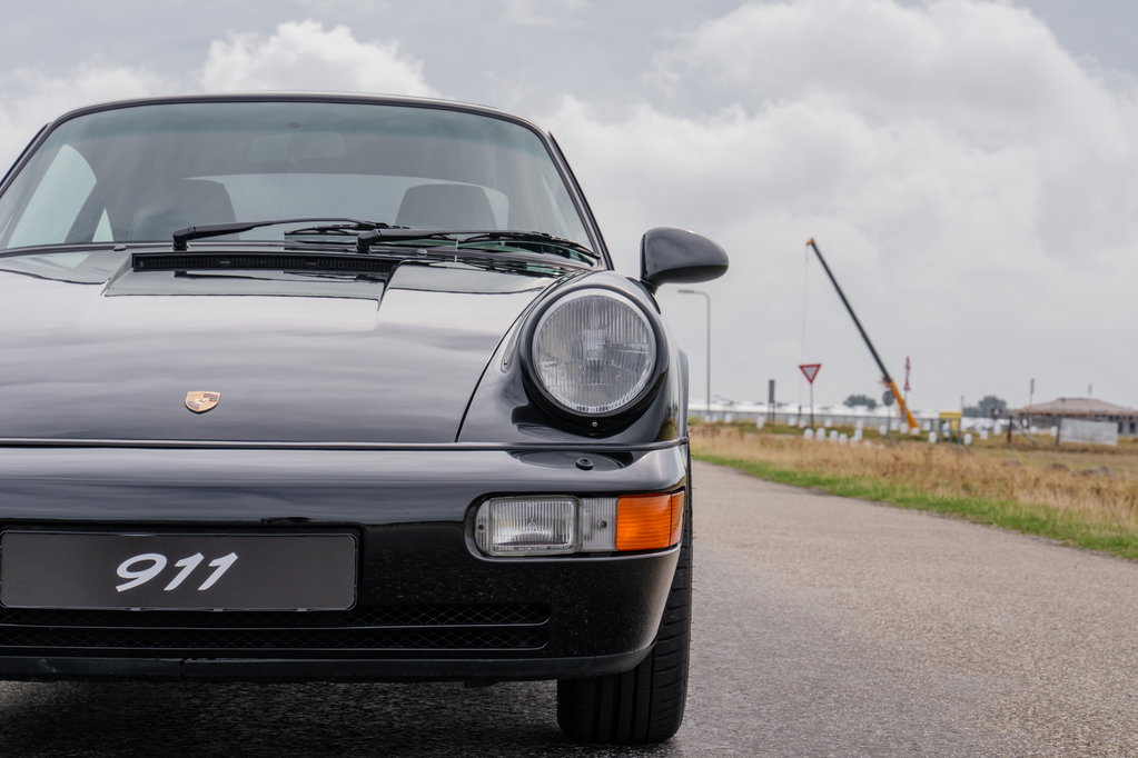 Porsche 964 Carrera 4