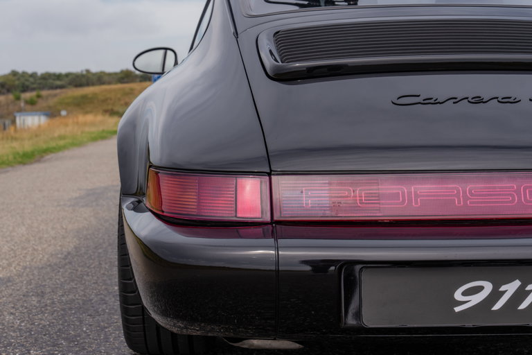 Porsche 964 Carrera 4