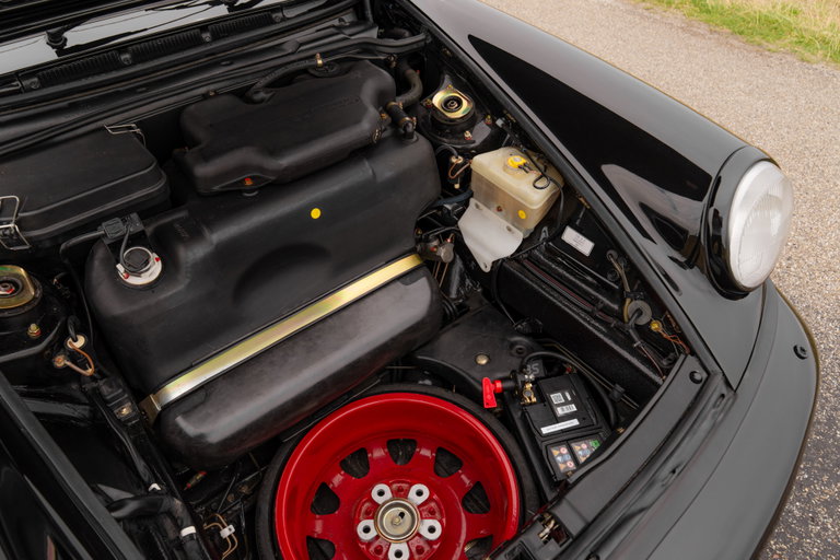 Porsche 964 Carrera 4