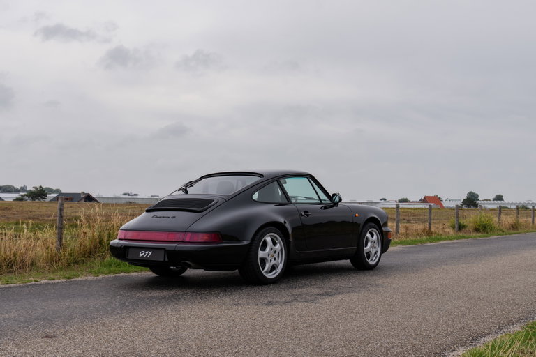 Porsche 964 Carrera 4