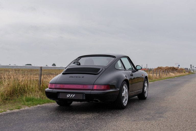 Porsche 964 Carrera 4