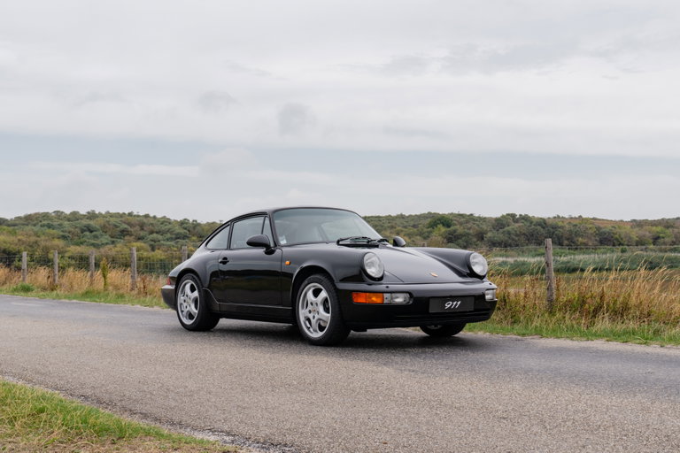 Porsche 964 Carrera 4