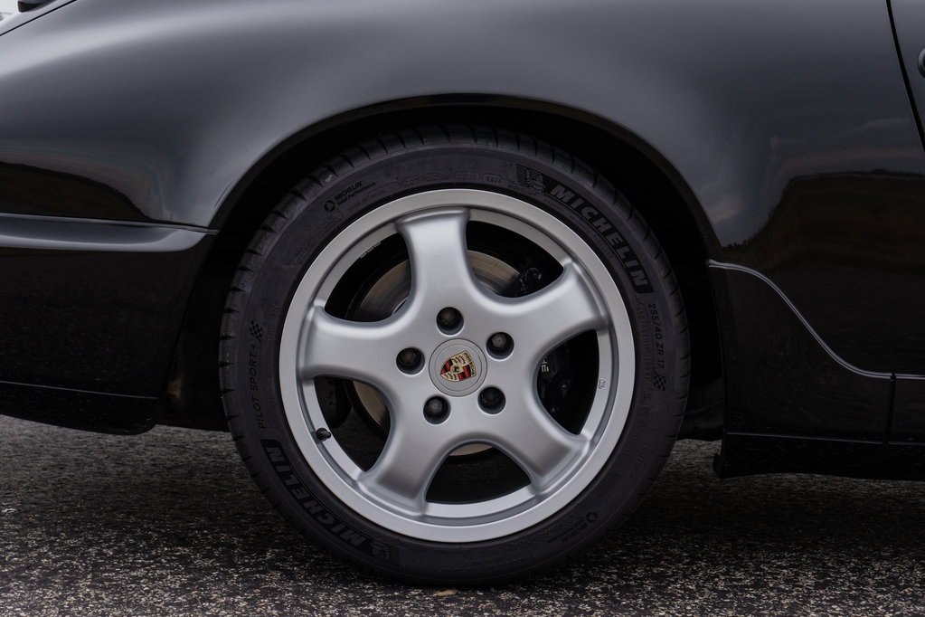 Porsche 964 Carrera 4