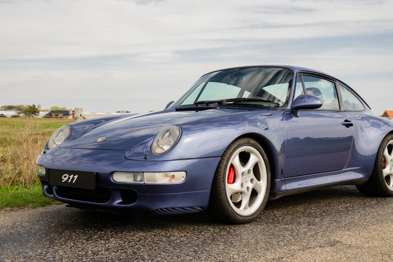 Porsche 993 Carrera 4S