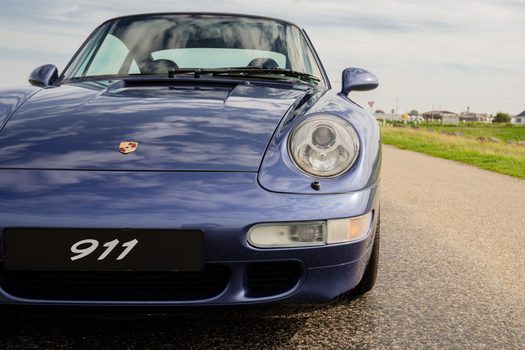 Porsche 993 Carrera 4S