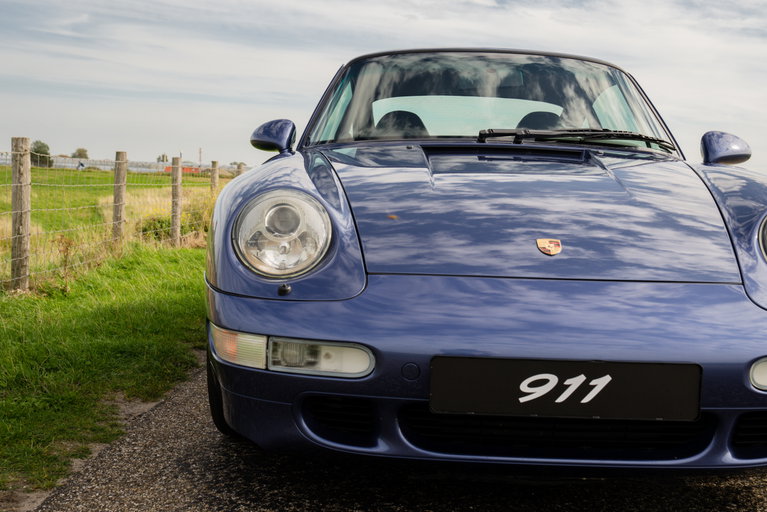 Porsche 993 Carrera 4S