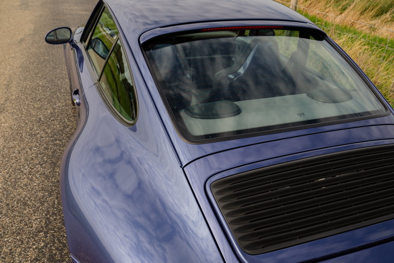 Porsche 993 Carrera 4S