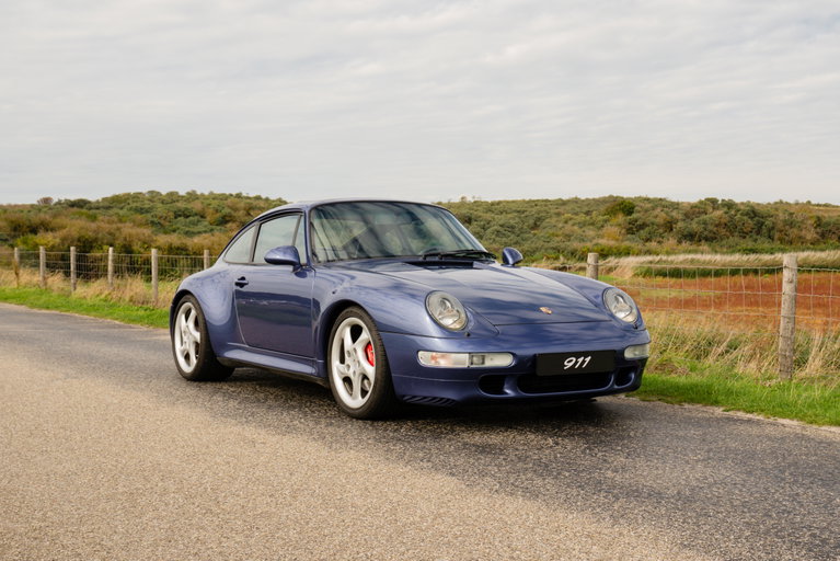 Porsche 993 Carrera 4S