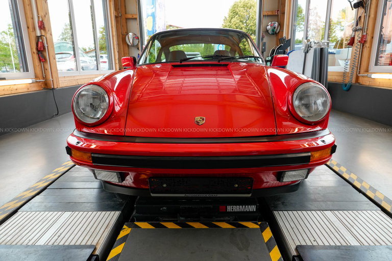 Porsche 911 Carrera 3.2