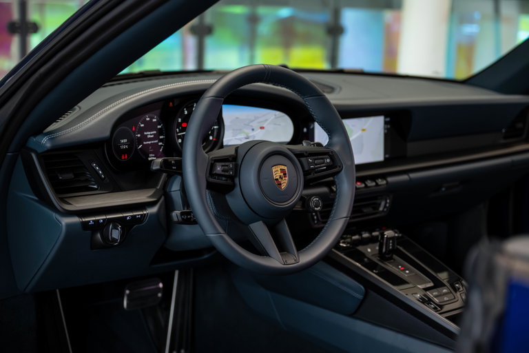 Porsche 992 Carrera GTS