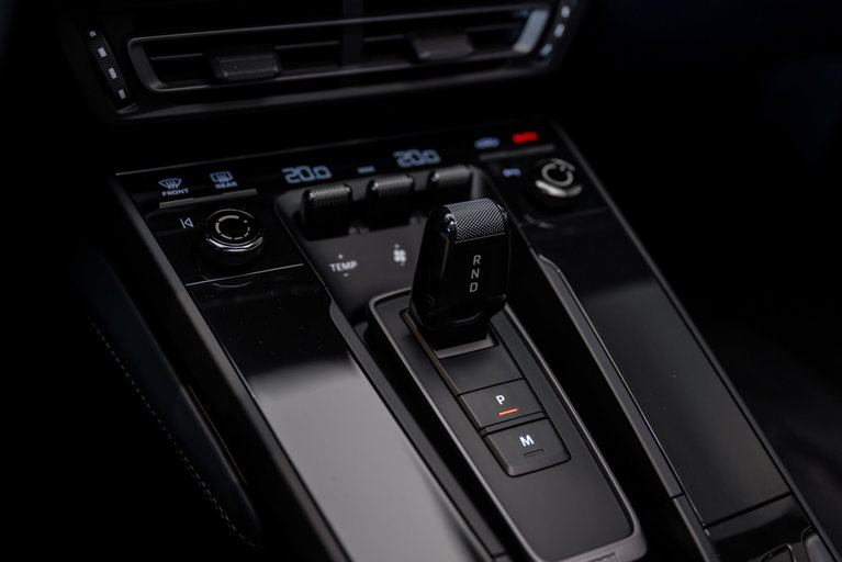 Porsche 992 Carrera GTS
